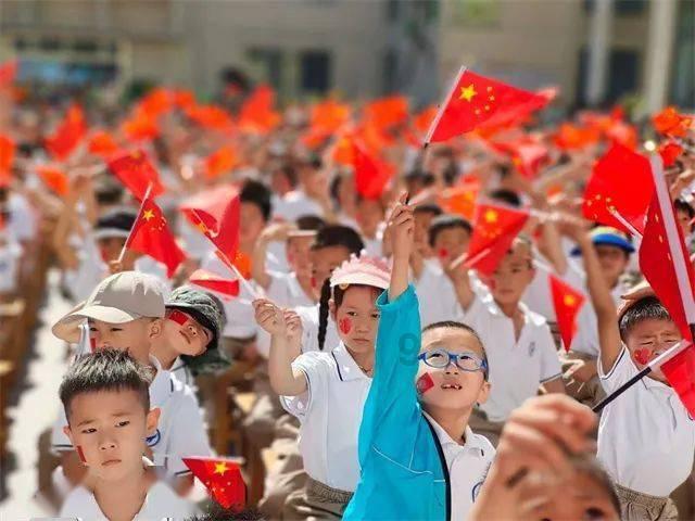 微信怎么拉黑对方 如何拉黑好友游戏画面